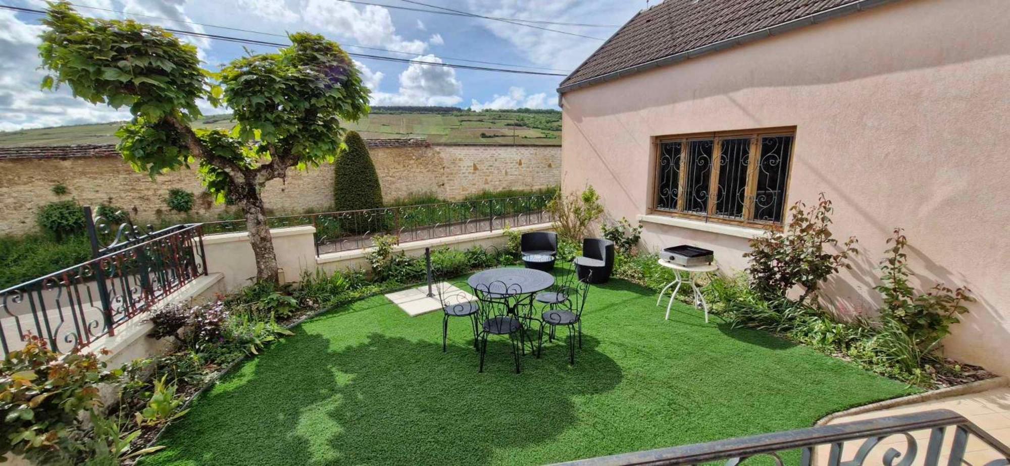 Maison Au Pied Des Vignes Vosne-Romanée Екстериор снимка